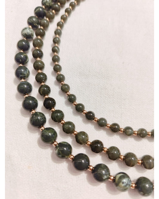 Collier Multi-Rangs Résine