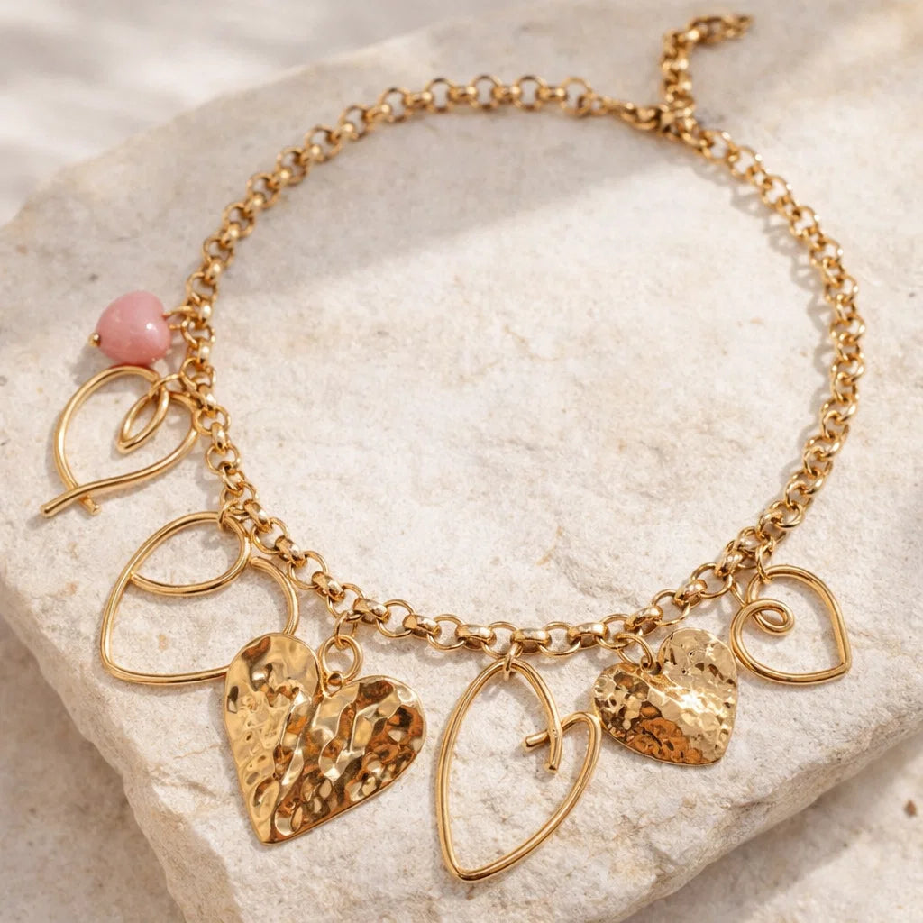 Collier Cœurs Graphiques