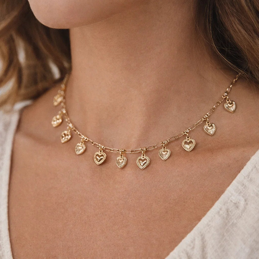 Collier cœurs délicats