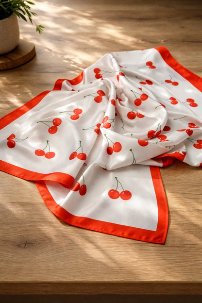 Carré de Foulard Rouge Cerise