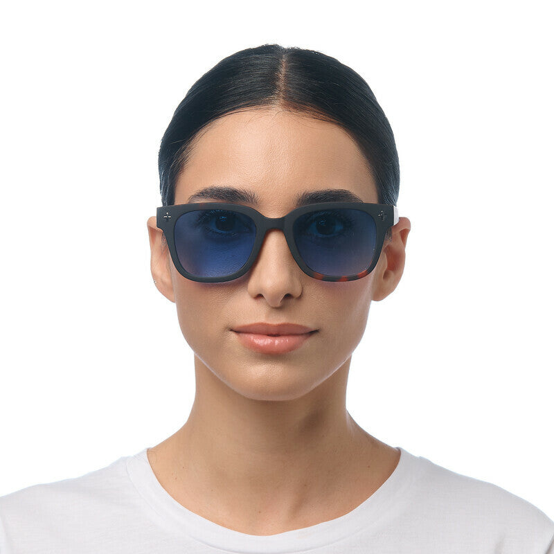 Lunette Giovanni