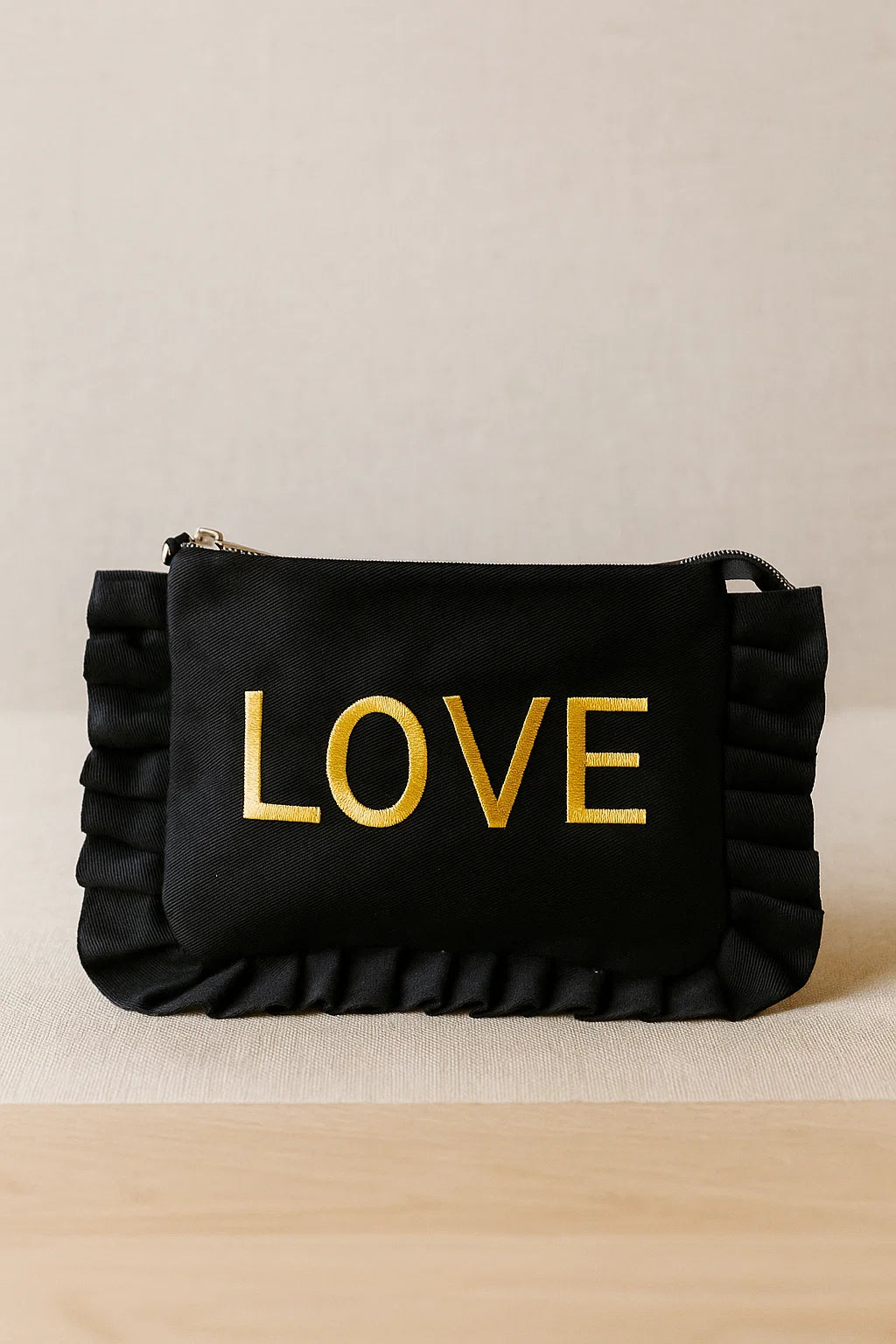 Pochette LOVE doré