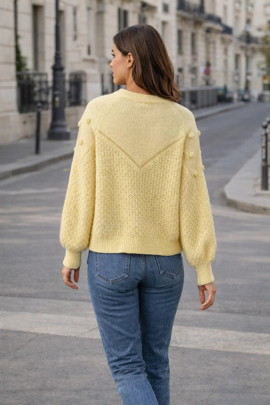 Pull Détails Pompons