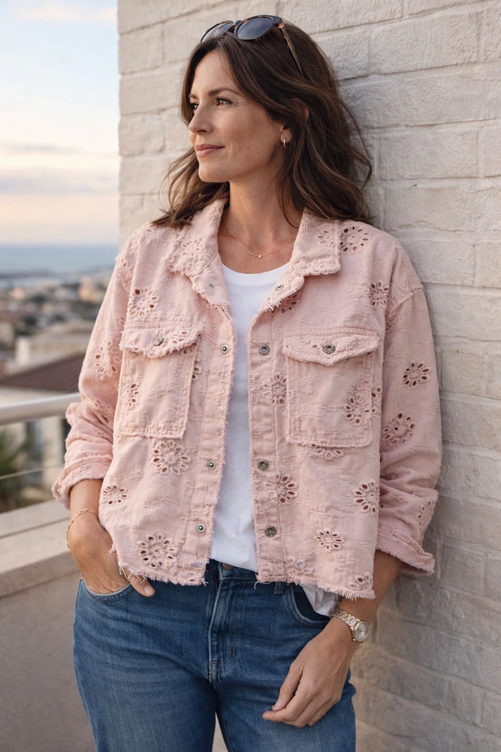 Veste Courte Brodée Fleurs