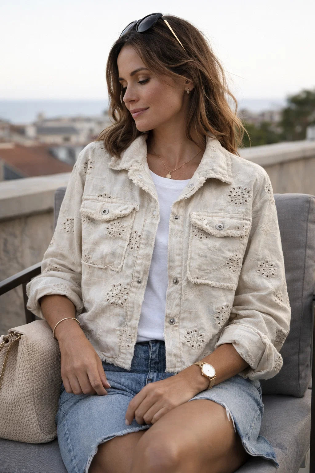 Veste Courte Brodée Fleurs